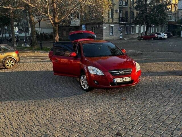 Червоний Кіа Сід, об'ємом двигуна 1.6 л та пробігом 142 тис. км за 5699 $, фото 1 на Automoto.ua