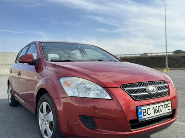 Червоний Кіа Сід, об'ємом двигуна 1.4 л та пробігом 168 тис. км за 5200 $, фото 1 на Automoto.ua
