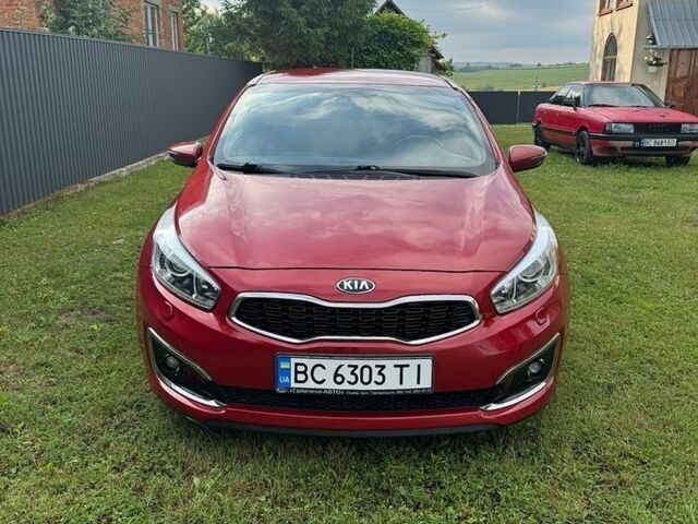 Красный Киа Сид, объемом двигателя 1.59 л и пробегом 62 тыс. км за 11800 $, фото 1 на Automoto.ua
