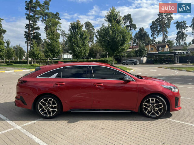 Красный Киа Сид, объемом двигателя 1.4 л и пробегом 134 тыс. км за 17999 $, фото 1 на Automoto.ua