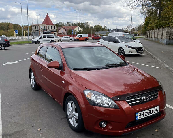 Червоний Кіа Сід, об'ємом двигуна 1.6 л та пробігом 274 тис. км за 6700 $, фото 1 на Automoto.ua