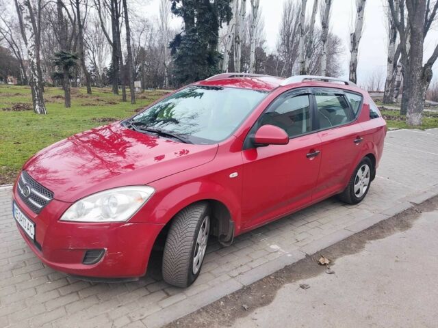 Красный Киа Сид, объемом двигателя 1.6 л и пробегом 222 тыс. км за 5400 $, фото 1 на Automoto.ua