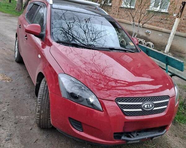 Красный Киа Сид, объемом двигателя 1.6 л и пробегом 163 тыс. км за 6000 $, фото 1 на Automoto.ua