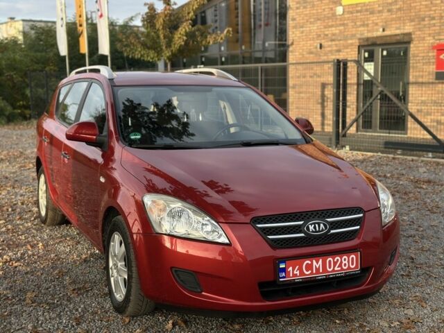 Красный Киа Сид, объемом двигателя 1.4 л и пробегом 224 тыс. км за 5600 $, фото 1 на Automoto.ua
