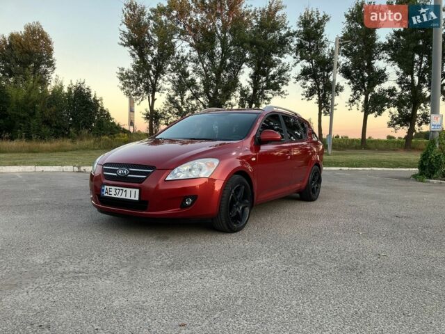 Красный Киа Сид, объемом двигателя 2 л и пробегом 165 тыс. км за 7200 $, фото 1 на Automoto.ua