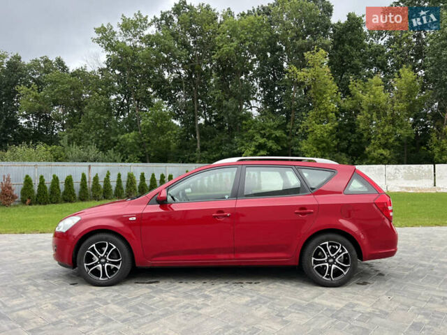 Красный Киа Сид, объемом двигателя 1.4 л и пробегом 107 тыс. км за 5500 $, фото 1 на Automoto.ua
