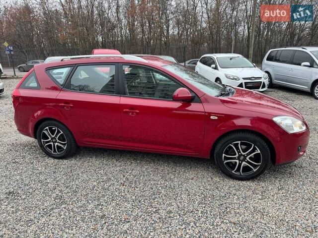 Червоний Кіа Сід, об'ємом двигуна 0 л та пробігом 108 тис. км за 5900 $, фото 1 на Automoto.ua