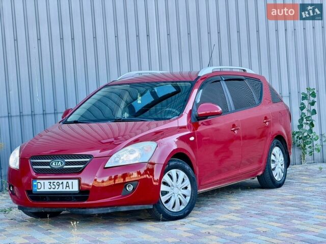 Красный Киа Сид, объемом двигателя 1.4 л и пробегом 231 тыс. км за 4350 $, фото 1 на Automoto.ua