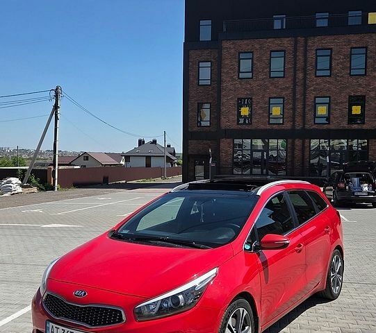 Красный Киа Сид, объемом двигателя 1.58 л и пробегом 210 тыс. км за 11900 $, фото 1 на Automoto.ua
