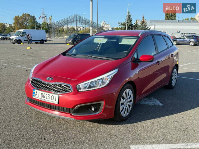 Красный Киа Сид, объемом двигателя 1.58 л и пробегом 254 тыс. км за 10500 $, фото 1 на Automoto.ua