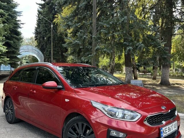 Красный Киа Сид, объемом двигателя 1 л и пробегом 56 тыс. км за 10800 $, фото 1 на Automoto.ua