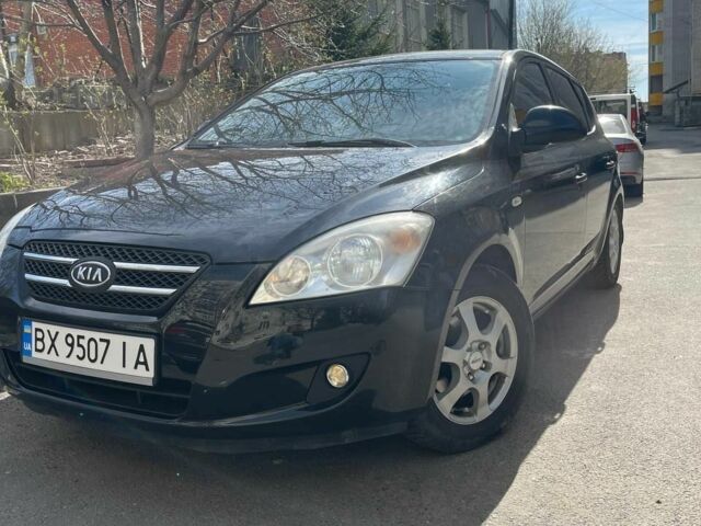 Киа Сид, объемом двигателя 1.6 л и пробегом 235 тыс. км за 5700 $, фото 1 на Automoto.ua