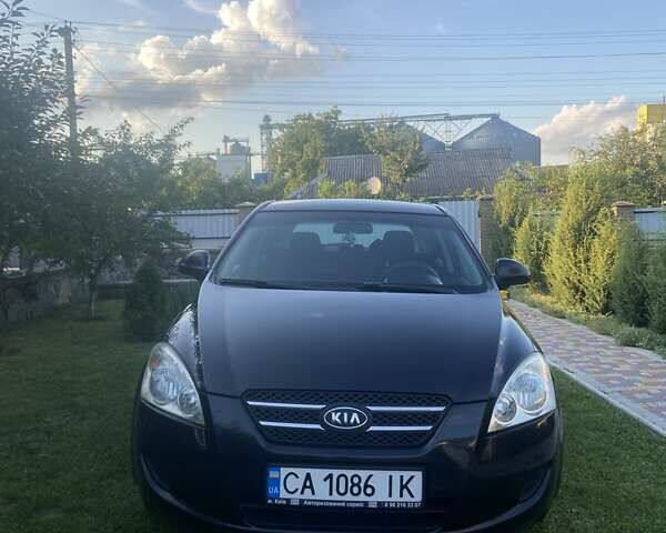 Киа Сид, объемом двигателя 1.6 л и пробегом 189 тыс. км за 5800 $, фото 1 на Automoto.ua