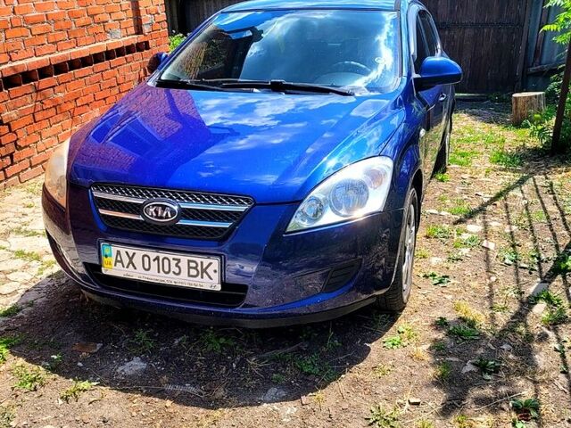 Киа Сид, объемом двигателя 1.4 л и пробегом 169 тыс. км за 4000 $, фото 1 на Automoto.ua