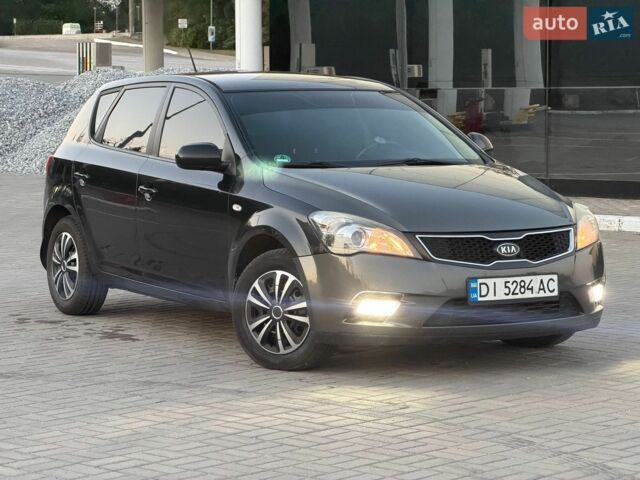 Кіа Сід, об'ємом двигуна 1.6 л та пробігом 287 тис. км за 4900 $, фото 1 на Automoto.ua
