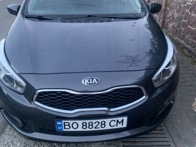 Киа Сид, объемом двигателя 1.6 л и пробегом 207 тыс. км за 7000 $, фото 1 на Automoto.ua