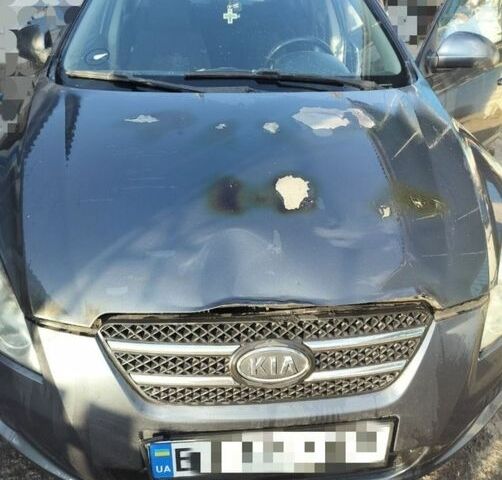 Кіа Сід, об'ємом двигуна 1.6 л та пробігом 300 тис. км за 4000 $, фото 1 на Automoto.ua