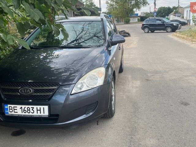 Киа Сид, объемом двигателя 1.4 л и пробегом 250 тыс. км за 5999 $, фото 1 на Automoto.ua