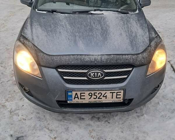 Киа Сид, объемом двигателя 1.6 л и пробегом 260 тыс. км за 5500 $, фото 1 на Automoto.ua
