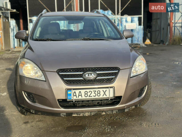 Киа Сид, объемом двигателя 0 л и пробегом 219 тыс. км за 5500 $, фото 1 на Automoto.ua