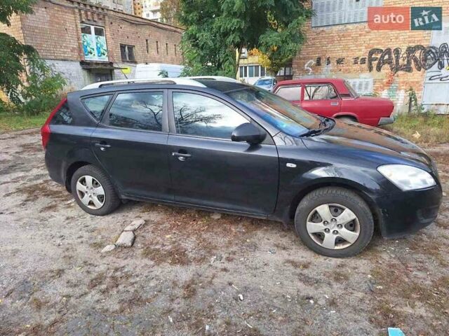 Киа Сид, объемом двигателя 1.4 л и пробегом 350 тыс. км за 5000 $, фото 1 на Automoto.ua