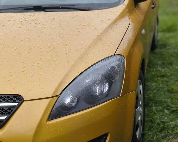 Жовтий Кіа Сід, об'ємом двигуна 1.4 л та пробігом 140 тис. км за 4800 $, фото 1 на Automoto.ua