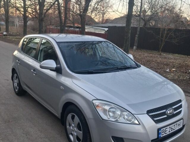 Сірий Кіа Сід, об'ємом двигуна 1.6 л та пробігом 220 тис. км за 5900 $, фото 1 на Automoto.ua