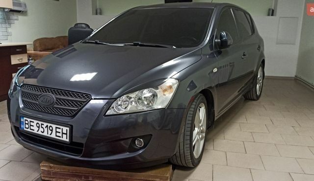 Серый Киа Сид, объемом двигателя 1.98 л и пробегом 190 тыс. км за 7400 $, фото 1 на Automoto.ua