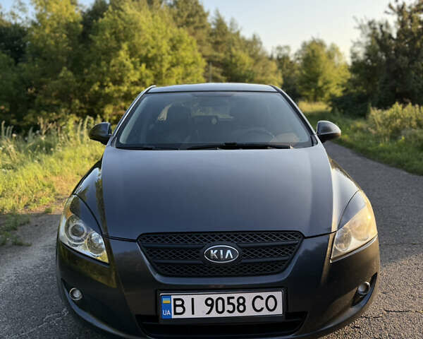 Сірий Кіа Сід, об'ємом двигуна 1.98 л та пробігом 207 тис. км за 6600 $, фото 1 на Automoto.ua