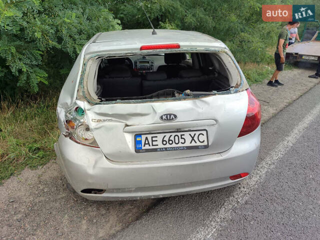 Сірий Кіа Сід, об'ємом двигуна 1.59 л та пробігом 155 тис. км за 2000 $, фото 1 на Automoto.ua