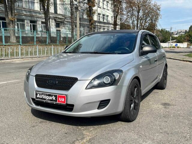 Серый Киа Сид, объемом двигателя 1.6 л и пробегом 423 тыс. км за 5500 $, фото 1 на Automoto.ua