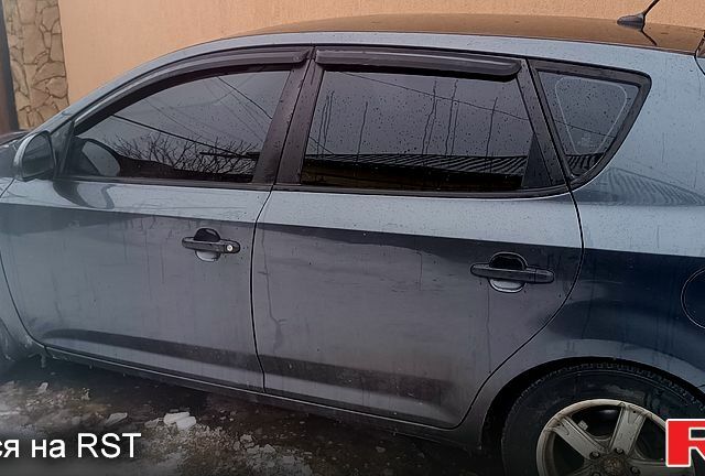 Сірий Кіа Сід, об'ємом двигуна 1.4 л та пробігом 23000 тис. км за 4200 $, фото 1 на Automoto.ua