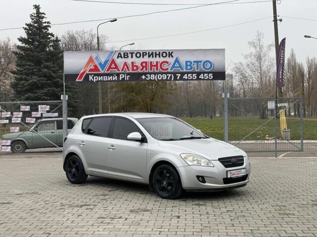 Сірий Кіа Сід, об'ємом двигуна 1.6 л та пробігом 244 тис. км за 5500 $, фото 1 на Automoto.ua
