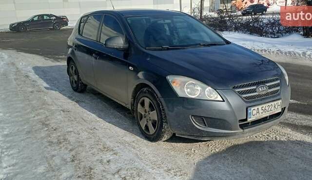 Сірий Кіа Сід, об'ємом двигуна 1.4 л та пробігом 220 тис. км за 4900 $, фото 1 на Automoto.ua