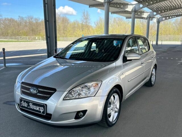 Сірий Кіа Сід, об'ємом двигуна 0 л та пробігом 212 тис. км за 6900 $, фото 1 на Automoto.ua