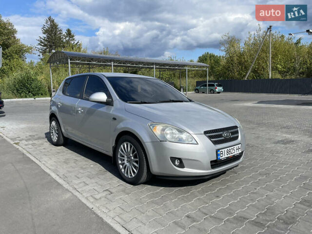 Серый Киа Сид, объемом двигателя 1.6 л и пробегом 222 тыс. км за 5800 $, фото 1 на Automoto.ua