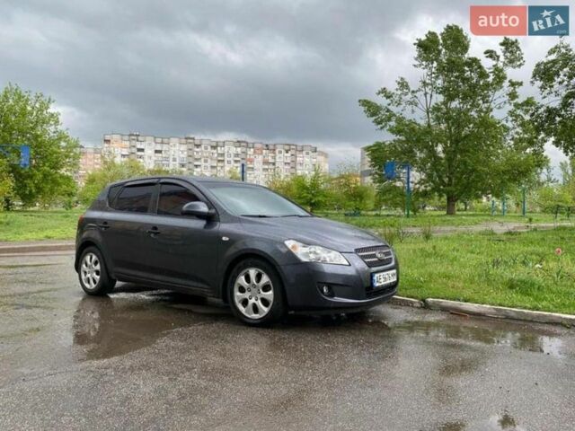 Сірий Кіа Сід, об'ємом двигуна 1.4 л та пробігом 272 тис. км за 5800 $, фото 1 на Automoto.ua