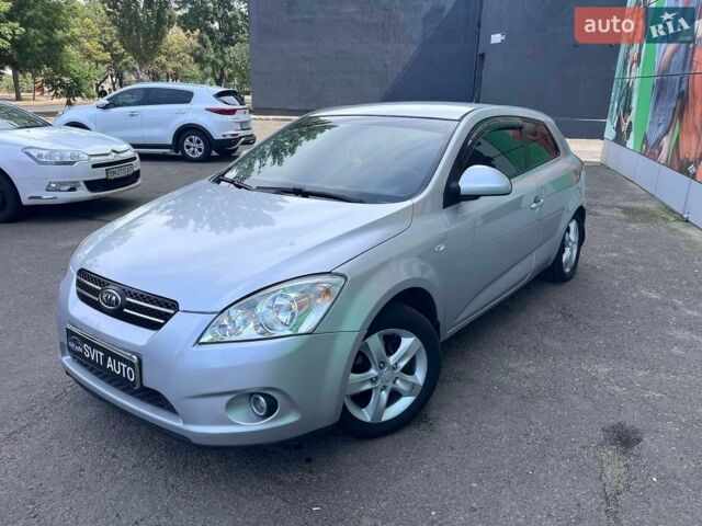 Серый Киа Сид, объемом двигателя 1.6 л и пробегом 217 тыс. км за 5300 $, фото 1 на Automoto.ua