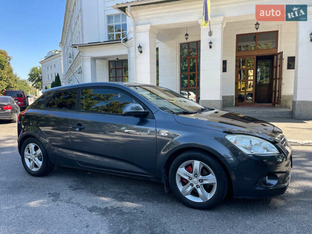 Сірий Кіа Сід, об'ємом двигуна 1.6 л та пробігом 224 тис. км за 5300 $, фото 1 на Automoto.ua