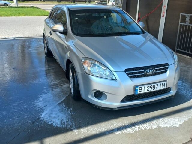 Сірий Кіа Сід, об'ємом двигуна 1.4 л та пробігом 277 тис. км за 5200 $, фото 1 на Automoto.ua