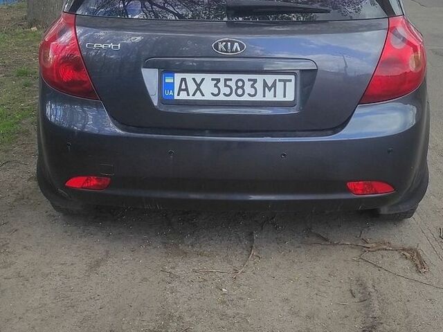 Сірий Кіа Сід, об'ємом двигуна 1.59 л та пробігом 270 тис. км за 5800 $, фото 1 на Automoto.ua