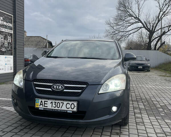 Сірий Кіа Сід, об'ємом двигуна 1.6 л та пробігом 218 тис. км за 5350 $, фото 1 на Automoto.ua