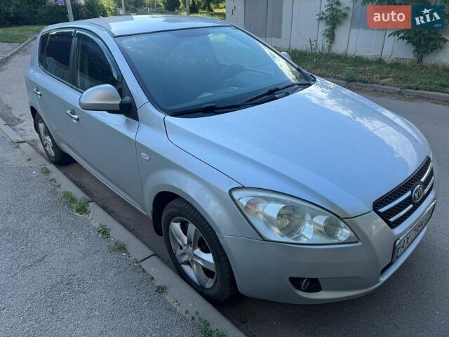 Сірий Кіа Сід, об'ємом двигуна 1.6 л та пробігом 250 тис. км за 5800 $, фото 1 на Automoto.ua