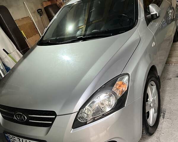 Серый Киа Сид, объемом двигателя 1.59 л и пробегом 68 тыс. км за 6700 $, фото 1 на Automoto.ua
