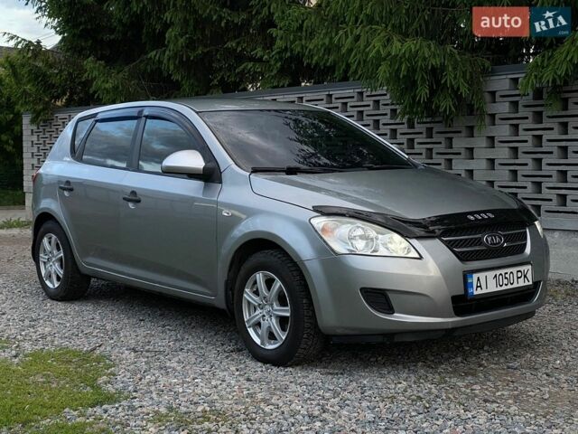 Сірий Кіа Сід, об'ємом двигуна 1.6 л та пробігом 282 тис. км за 4800 $, фото 1 на Automoto.ua