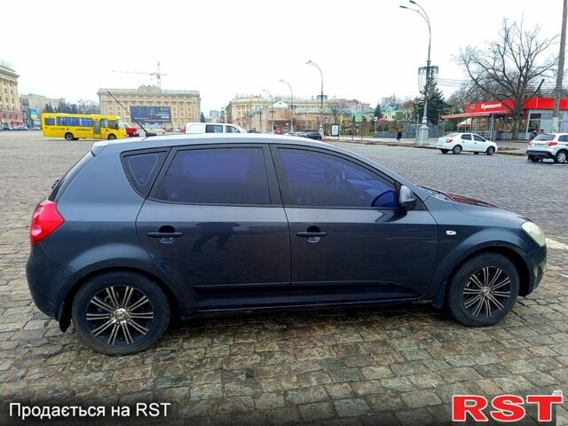 Сірий Кіа Сід, об'ємом двигуна 1.6 л та пробігом 240 тис. км за 5900 $, фото 1 на Automoto.ua