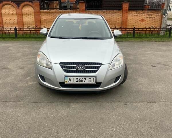 Сірий Кіа Сід, об'ємом двигуна 1.4 л та пробігом 273 тис. км за 4250 $, фото 1 на Automoto.ua