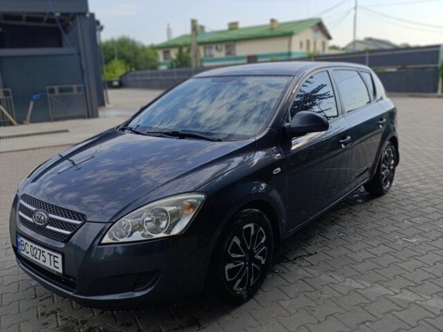 Серый Киа Сид, объемом двигателя 1.6 л и пробегом 212 тыс. км за 6237 $, фото 1 на Automoto.ua