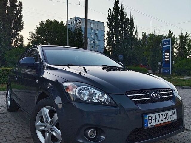 Серый Киа Сид, объемом двигателя 1.98 л и пробегом 191 тыс. км за 5500 $, фото 1 на Automoto.ua