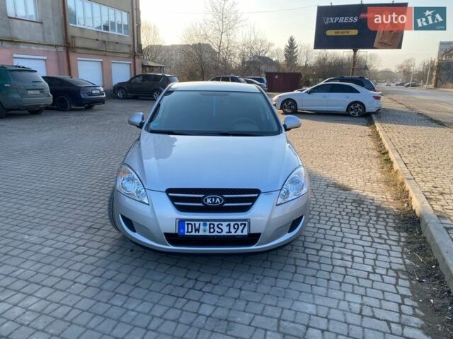 Сірий Кіа Сід, об'ємом двигуна 1.4 л та пробігом 250 тис. км за 4900 $, фото 1 на Automoto.ua